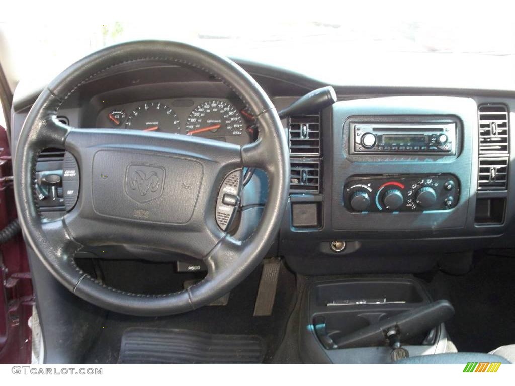 2003 Dakota SLT Quad Cab - Dark Garnet Red Pearl / Dark Slate Gray photo #3