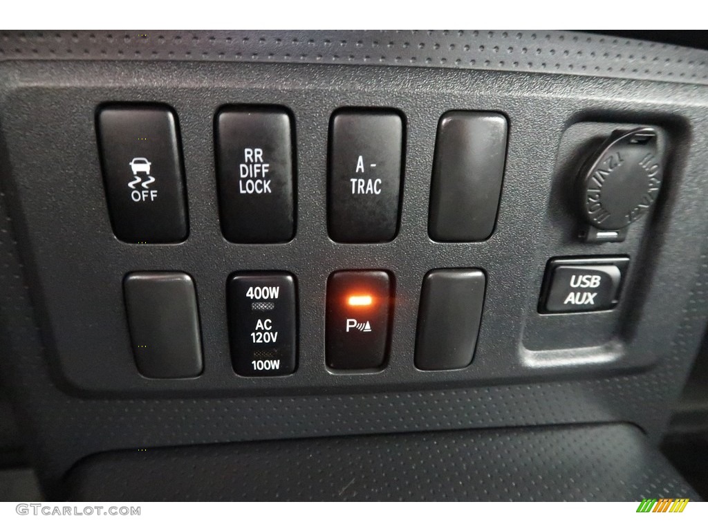 2014 FJ Cruiser 4WD - Black / Dark Charcoal photo #2