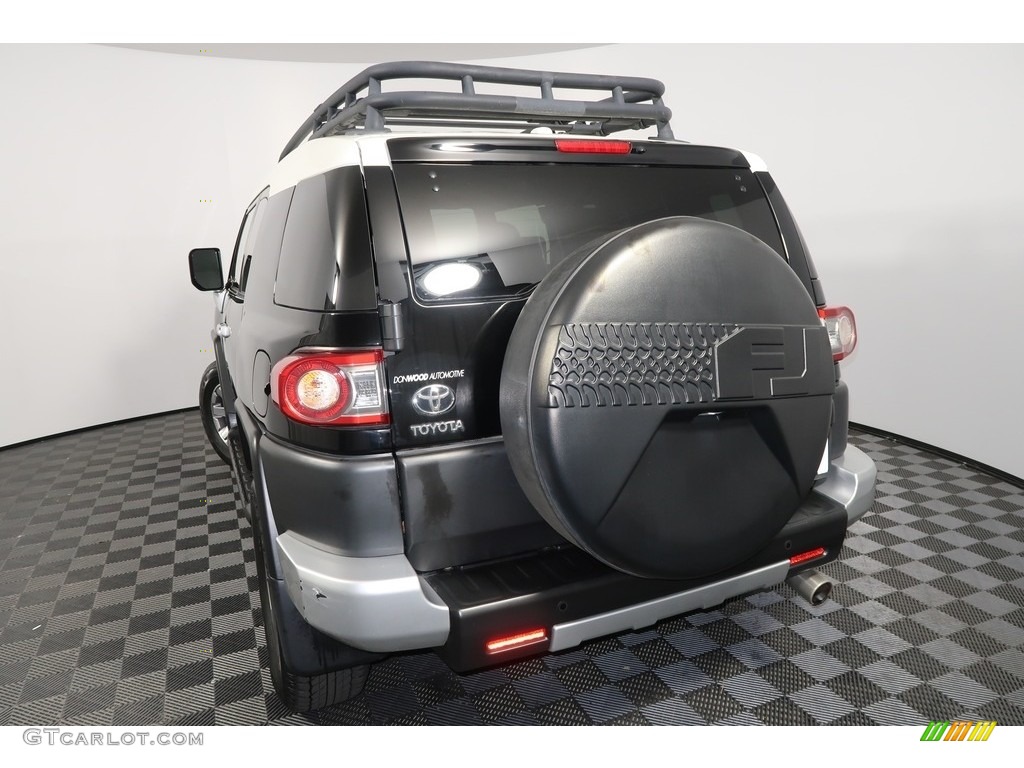 2014 FJ Cruiser 4WD - Black / Dark Charcoal photo #12