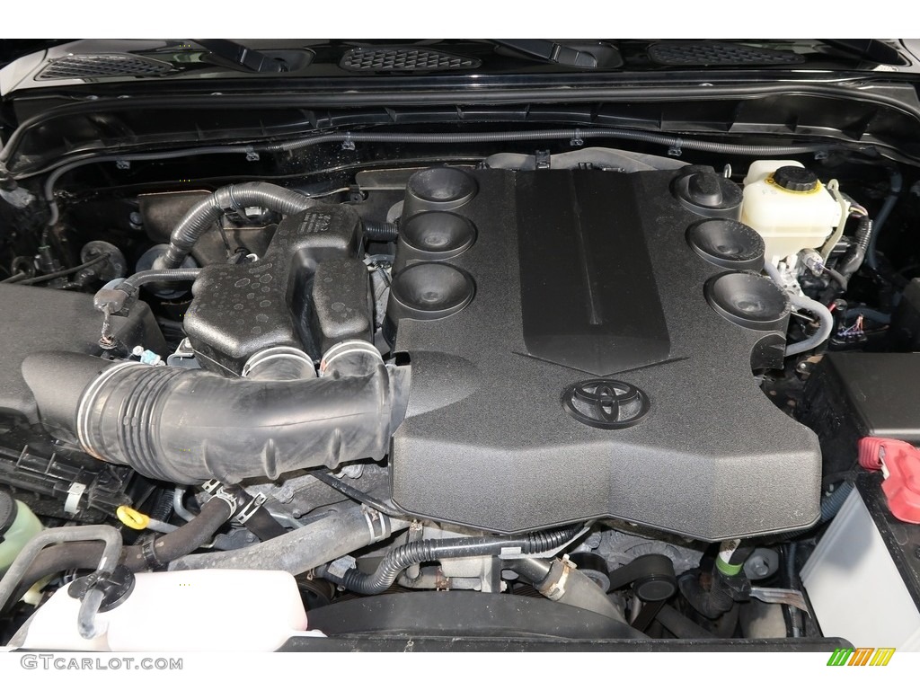 2014 FJ Cruiser 4WD - Black / Dark Charcoal photo #26