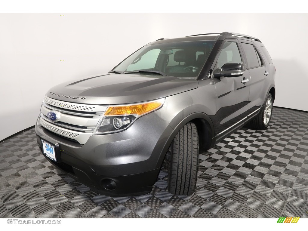 2015 Explorer XLT 4WD - Ingot Silver / Charcoal Black photo #12