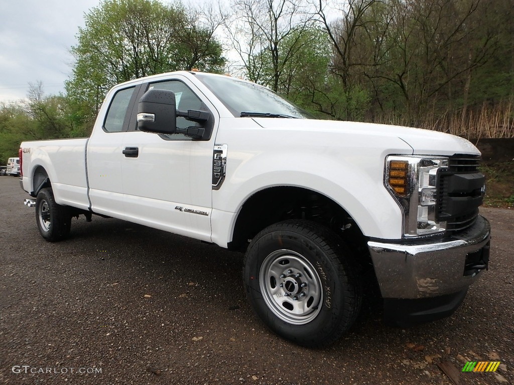 2018 F350 Super Duty XL SuperCab 4x4 - Oxford White / Earth Gray photo #10