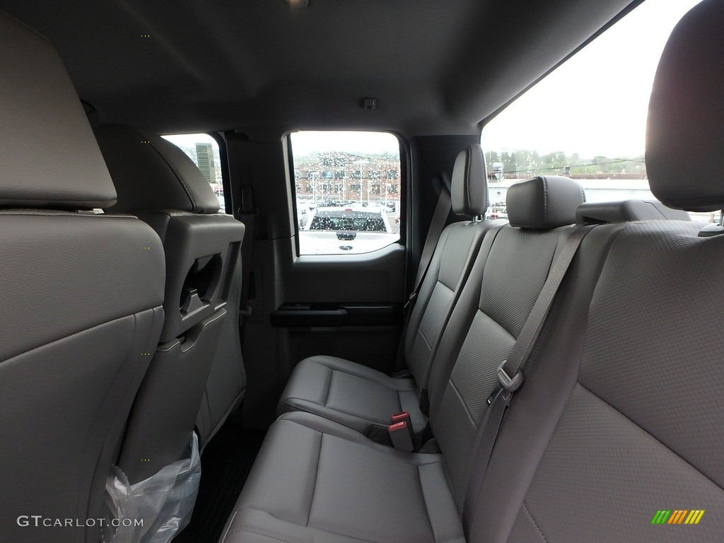 Earth Gray Interior 2018 Ford F350 Super Duty XL SuperCab 4x4 Photo #126986006