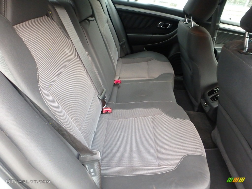 2015 Taurus SEL - Ingot Silver Metallic / Charcoal Black photo #13