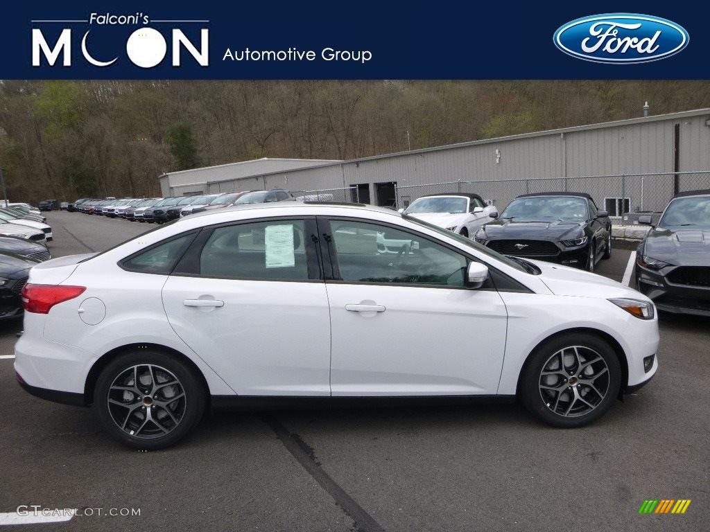 2018 Focus SEL Sedan - Oxford White / Charcoal Black photo #1