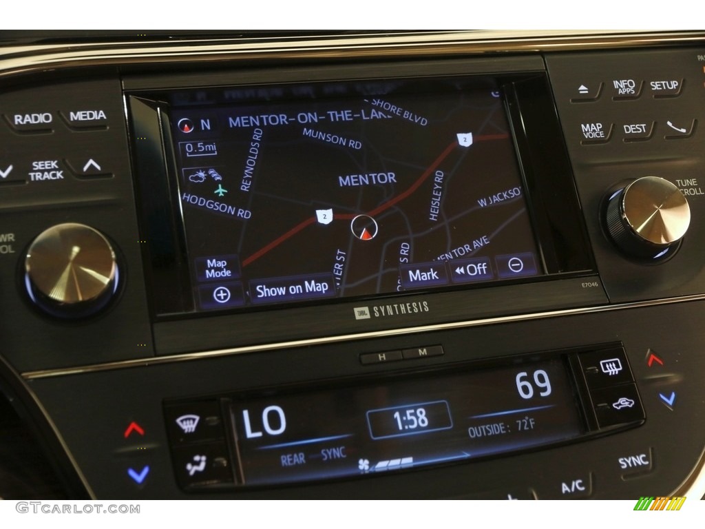2013 Avalon Limited - Champagne Mica / Almond photo #10