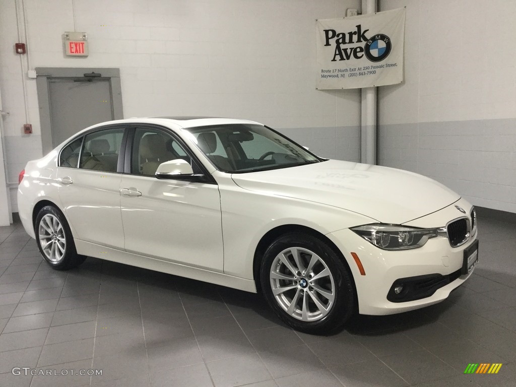 2018 3 Series 320i xDrive Sedan - Alpine White / Venetian Beige photo #7