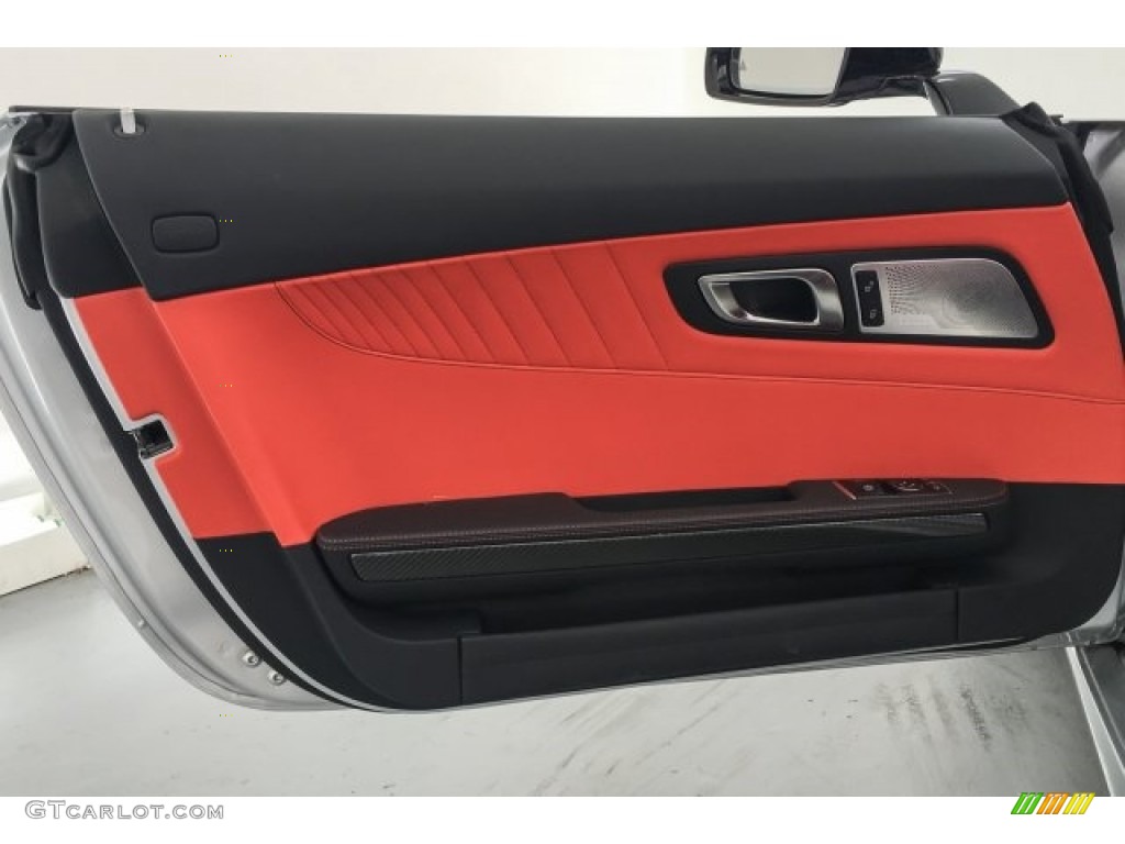 2018 Mercedes-Benz AMG GT C Roadster Red Pepper/Black Door Panel Photo #126995630