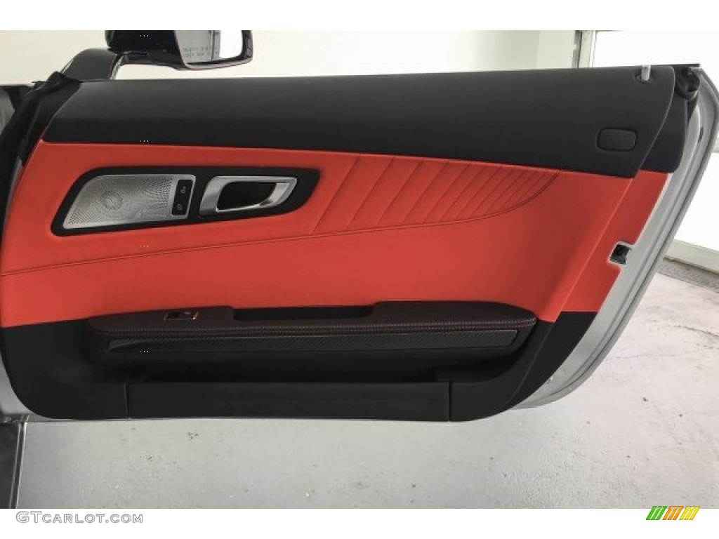 2018 Mercedes-Benz AMG GT C Roadster Red Pepper/Black Door Panel Photo #126995711