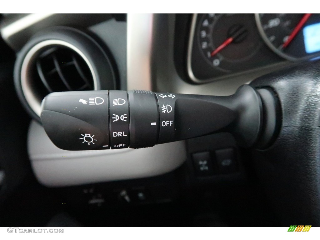 2015 RAV4 XLE - Classic Silver Metallic / Ash photo #32