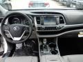 Blizzard White Pearl - Highlander XLE AWD Photo No. 6