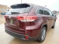 2018 Ooh La La Rouge Mica Toyota Highlander XLE AWD  photo #2