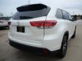 Blizzard White Pearl - Highlander LE AWD Photo No. 2