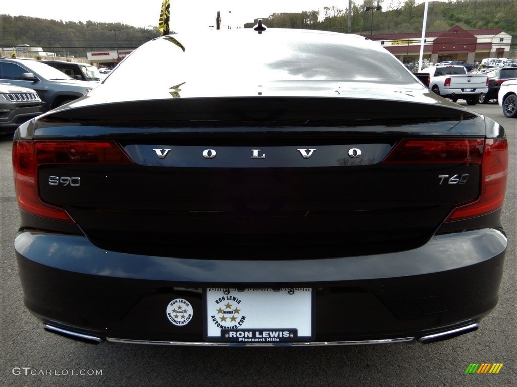 2017 S90 T6 AWD - Black Stone / Amber photo #4