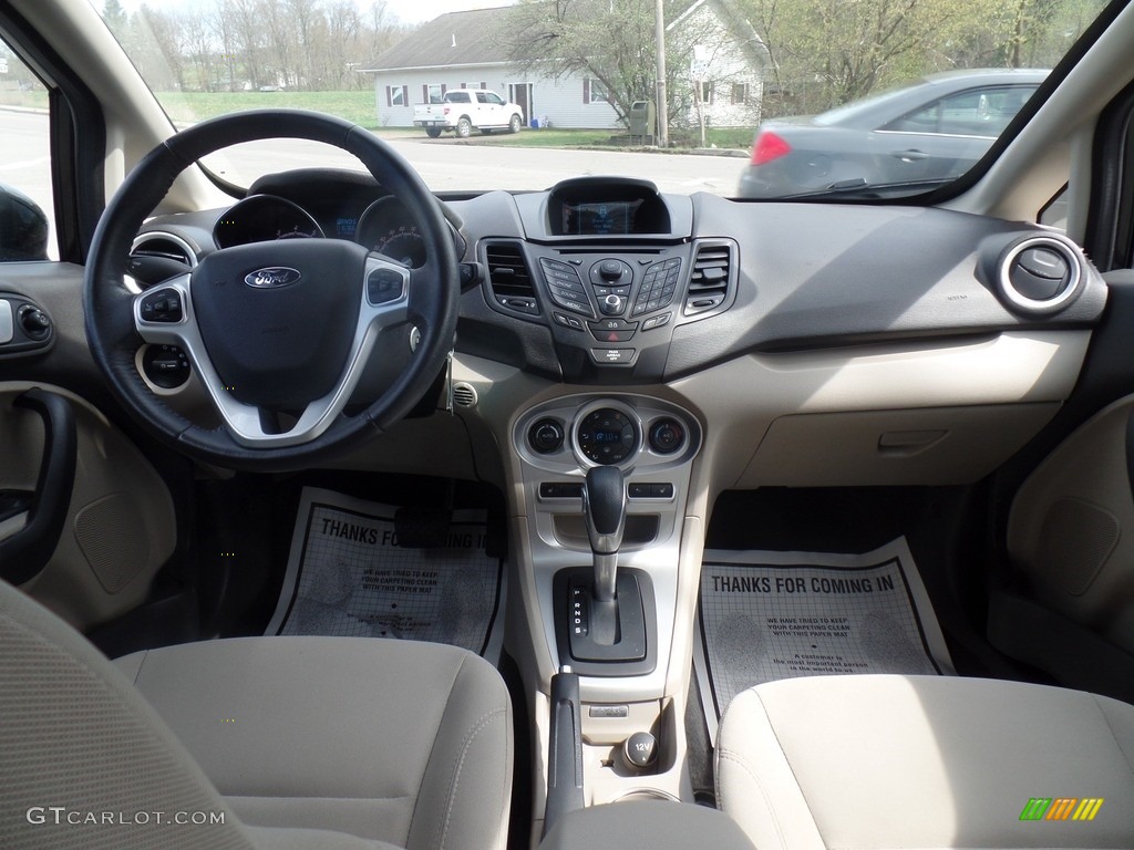 2015 Fiesta SE Hatchback - Tuxedo Black Metallic / Medium Light Stone photo #30