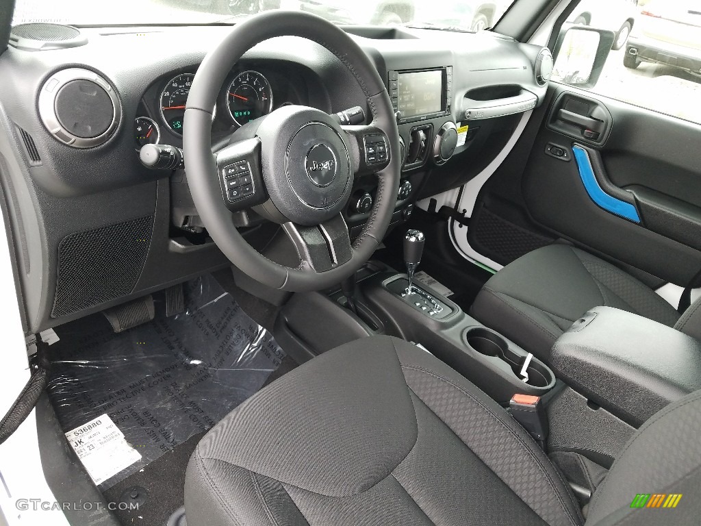 2018 Jeep Wrangler Unlimited Sport 4x4 Front Seat Photos