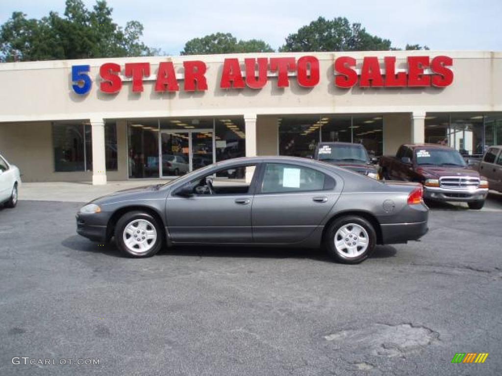 2004 Intrepid SE - Graphite Metallic / Dark Slate Gray photo #1