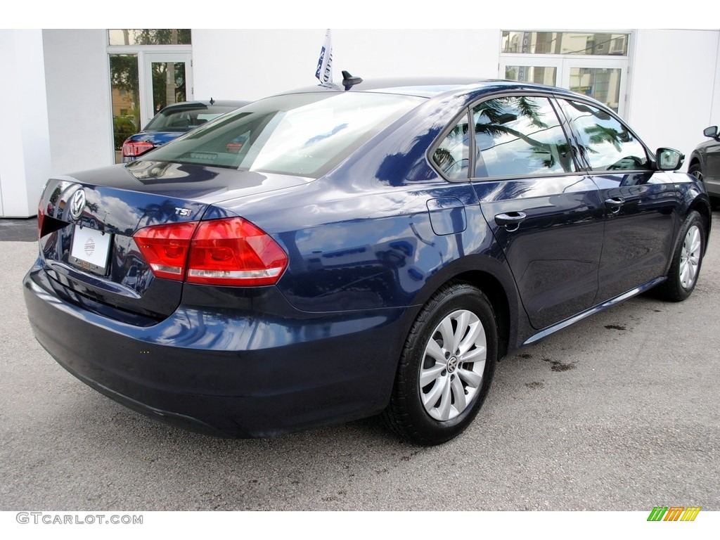 2014 Passat 1.8T Wolfsburg Edition - Night Blue Metallic / Titan Black photo #10