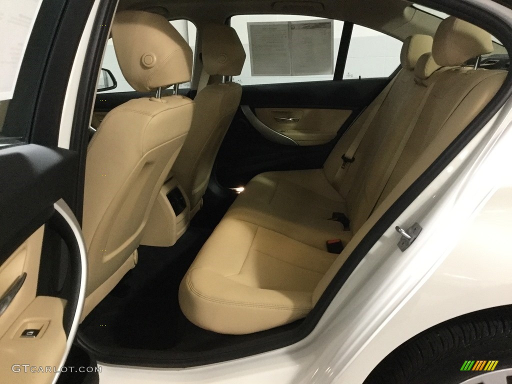 2018 3 Series 320i xDrive Sedan - Alpine White / Venetian Beige photo #14