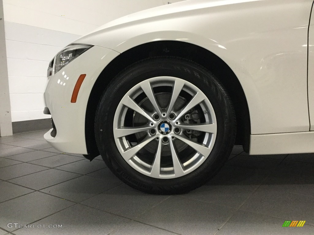 2018 3 Series 320i xDrive Sedan - Alpine White / Venetian Beige photo #29