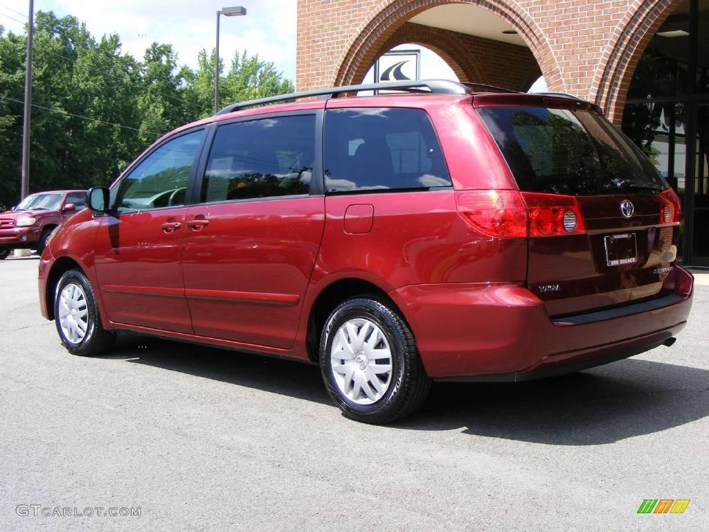 2008 Sienna LE - Salsa Red Pearl / Stone photo #4