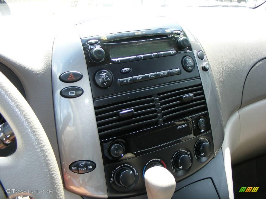 2008 Sienna LE - Salsa Red Pearl / Stone photo #10
