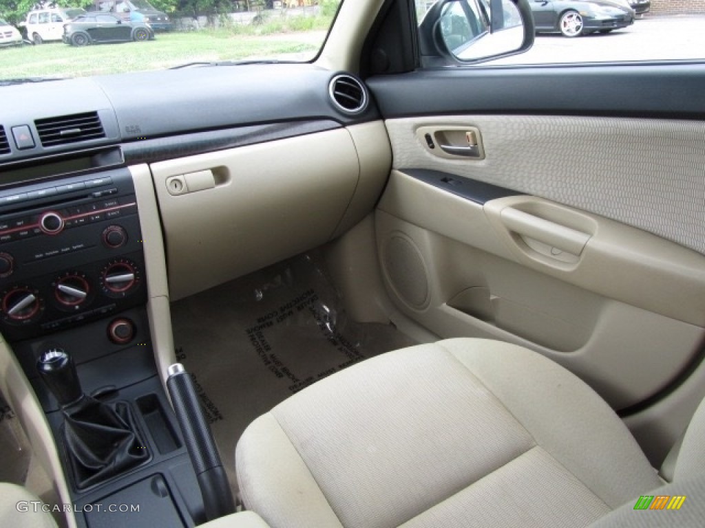 2007 MAZDA3 i Sport Sedan - Rally White / Beige photo #14