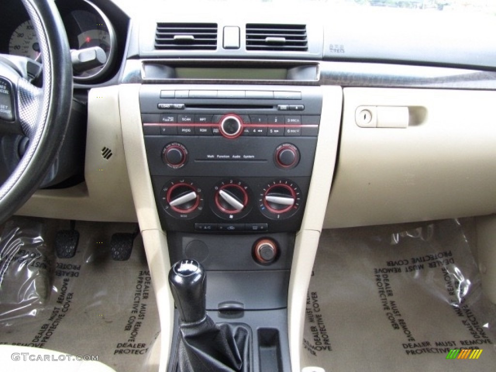 2007 MAZDA3 i Sport Sedan - Rally White / Beige photo #15