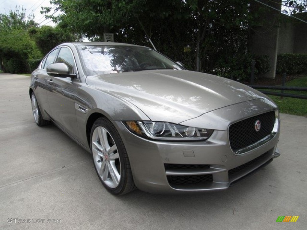 2018 XE 30t Prestige - Silicon Silver Metallic / Ebony photo #2