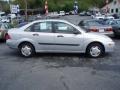 CD Silver Metallic - Focus LX Sedan Photo No. 3