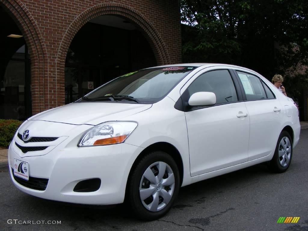 2008 Yaris Sedan - Polar White / Dark Charcoal photo #1