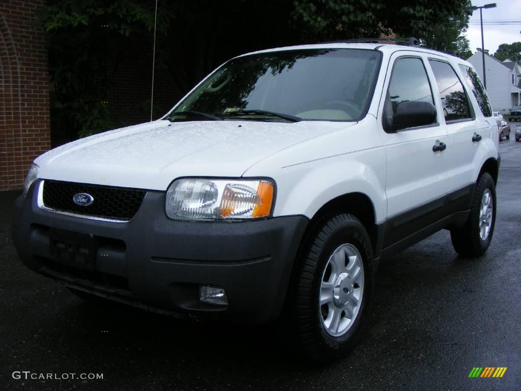 2003 Escape XLT V6 4WD - Oxford White / Medium Dark Pebble photo #1