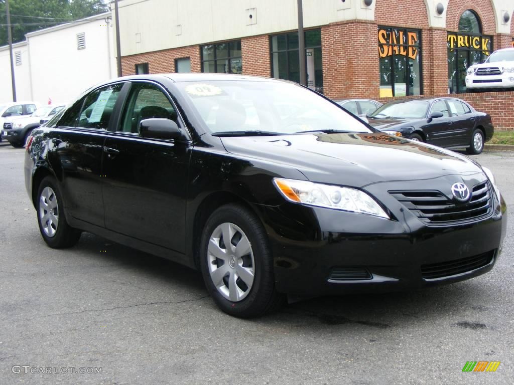 2009 Camry LE - Black / Ash photo #2
