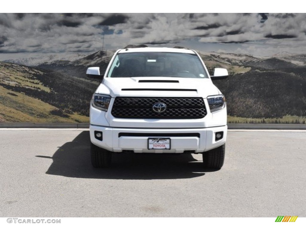 2018 Tundra SR5 Double Cab 4x4 - Super White / Graphite photo #2