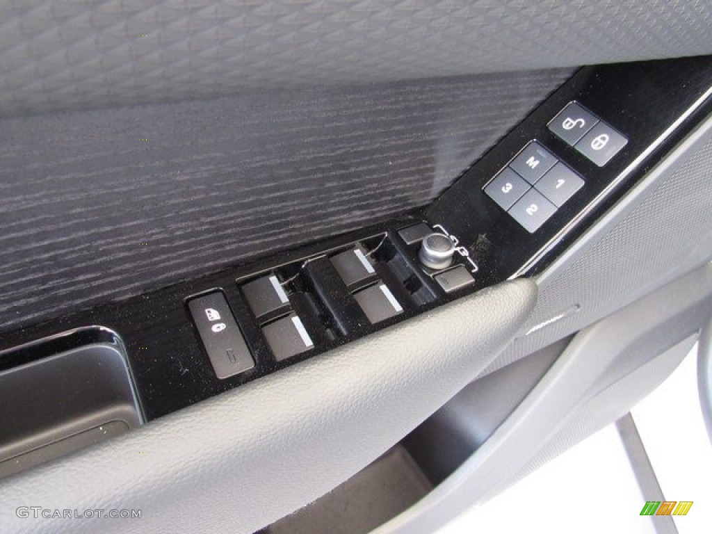 2018 Range Rover Velar S - Aruba Gold / Ebony photo #25