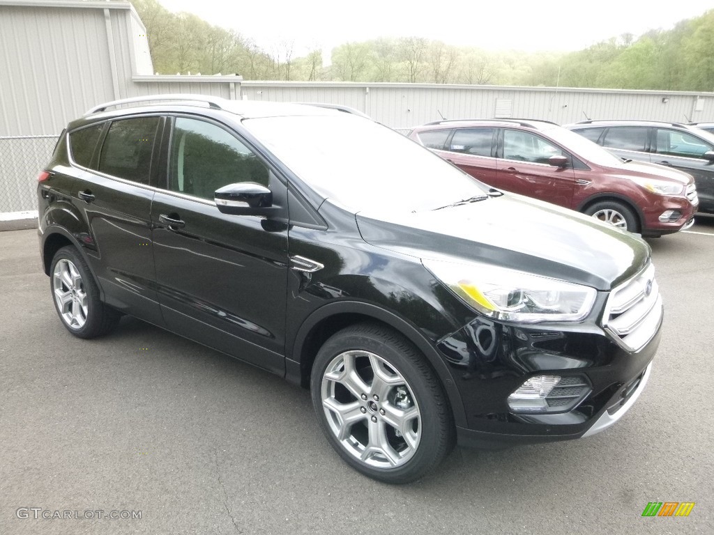2018 Escape Titanium 4WD - Shadow Black / Charcoal Black photo #3