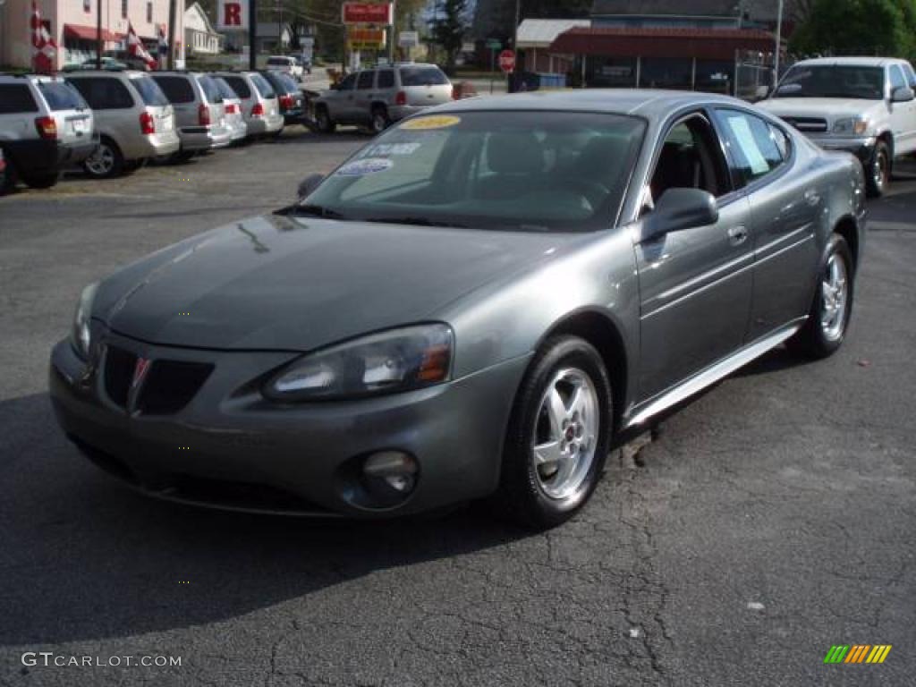 2004 Grand Prix GT Sedan - Greystone Metallic / Dark Pewter photo #6