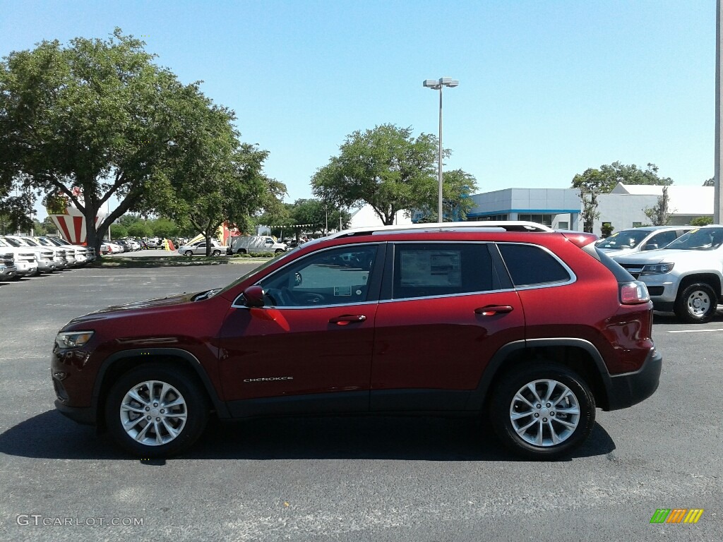 2019 Cherokee Latitude - Velvet Red Pearl / Black photo #2