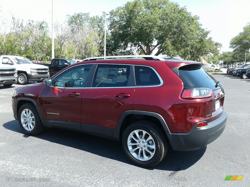 2019 Cherokee Latitude - Velvet Red Pearl / Black photo #3