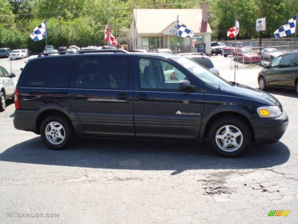 2005 Montana  - Dark Blue Metallic / Gray photo #4