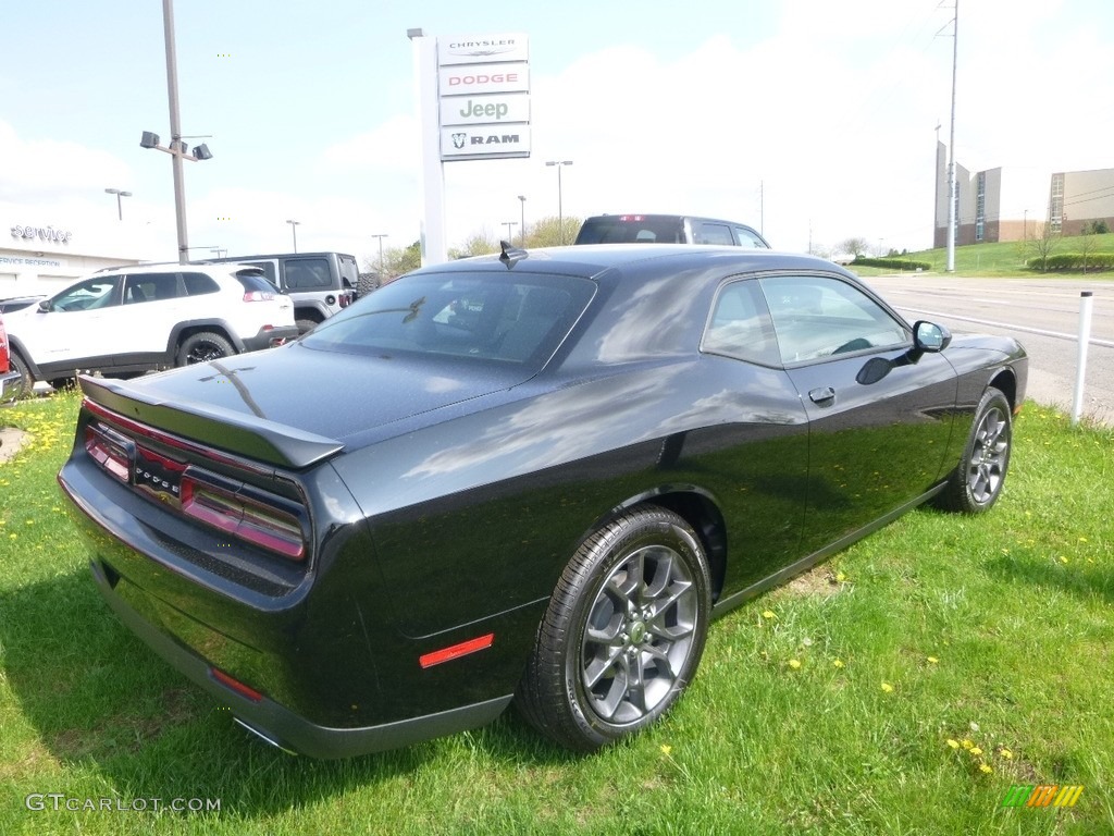 2018 Challenger GT AWD - Pitch Black / Black photo #6