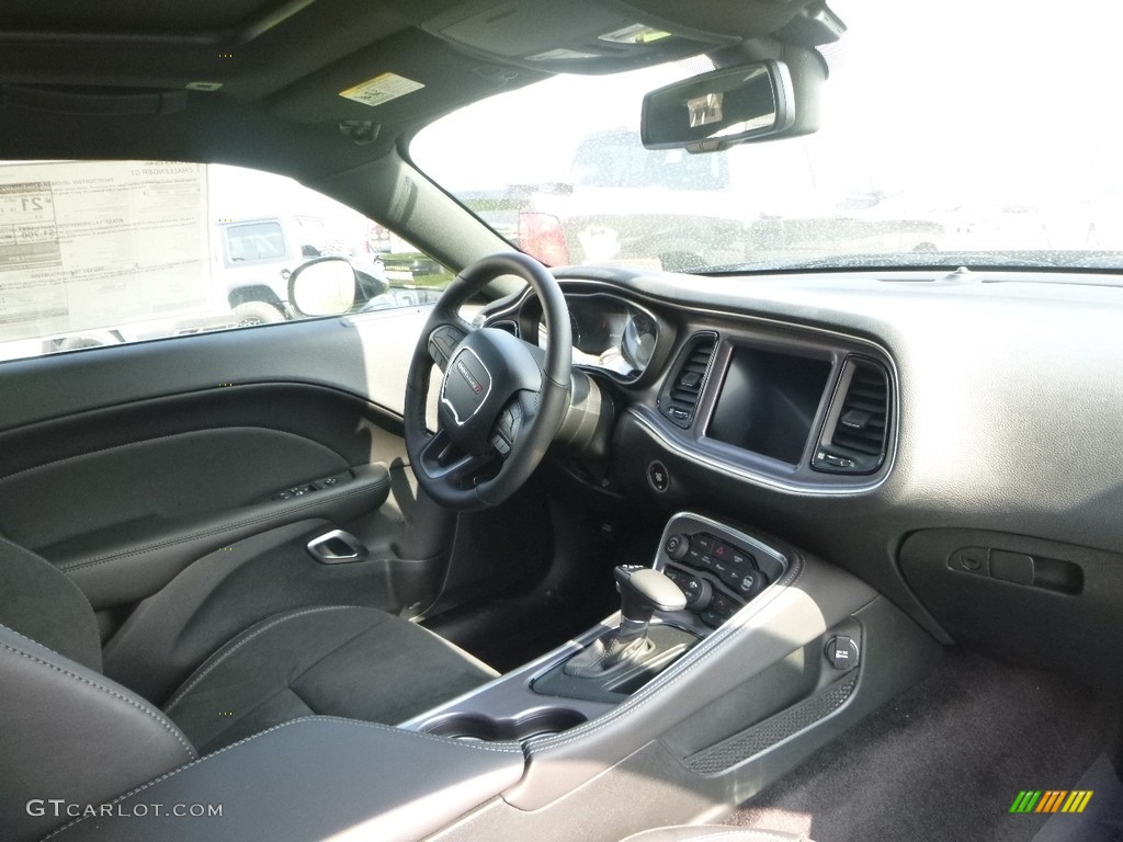 2018 Challenger GT AWD - Pitch Black / Black photo #12