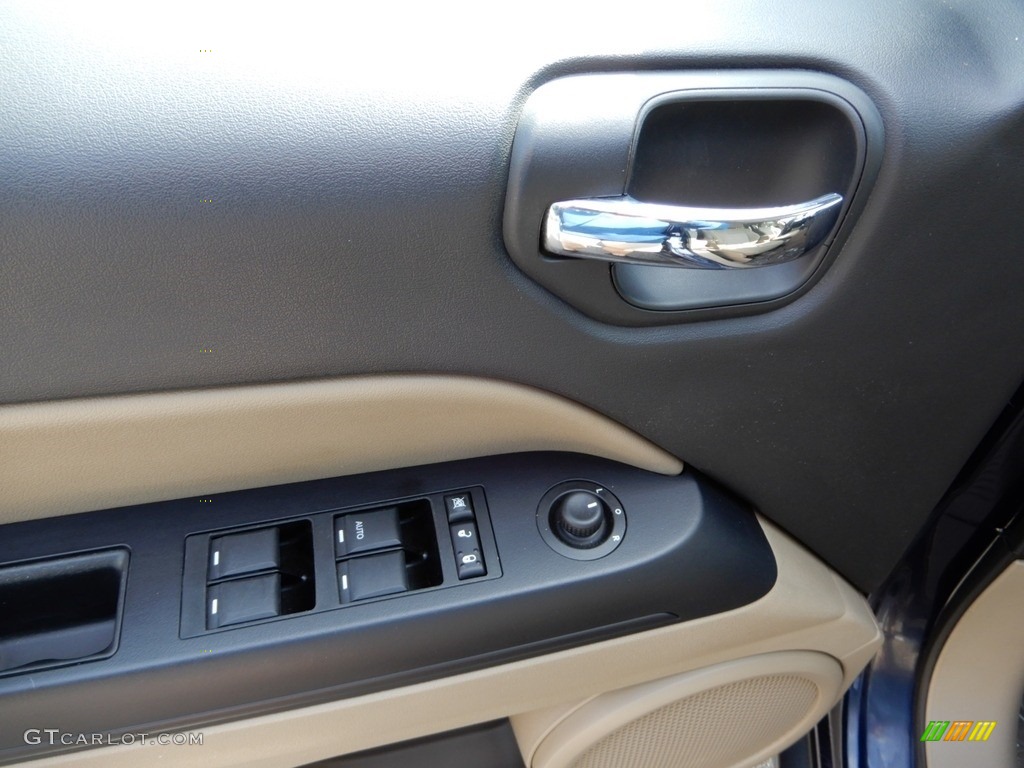 2014 Compass Sport 4x4 - True Blue Pearl / Dark Slate Gray/Light Pebble photo #15