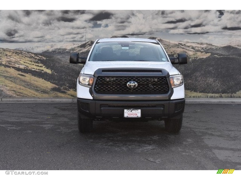 2018 Tundra SR5 Double Cab 4x4 - Super White / Graphite photo #2