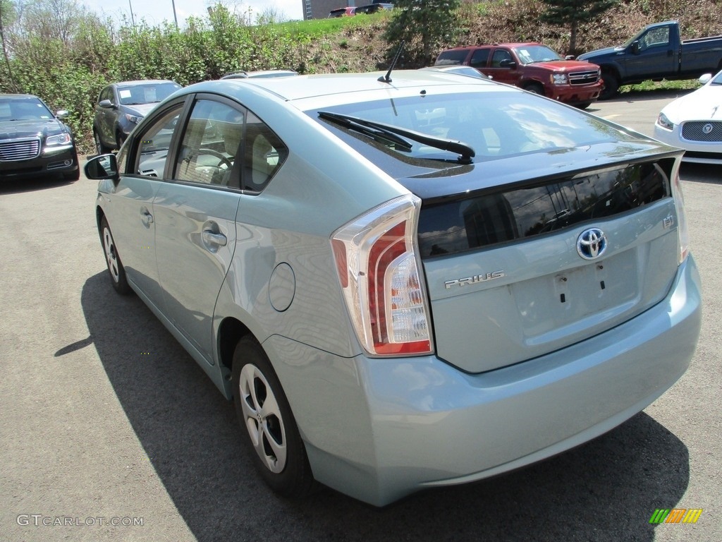 2012 Prius 3rd Gen Two Hybrid - Sea Glass Pearl / Bisque photo #5