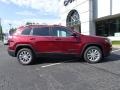 2019 Velvet Red Pearl Jeep Cherokee Latitude  photo #10