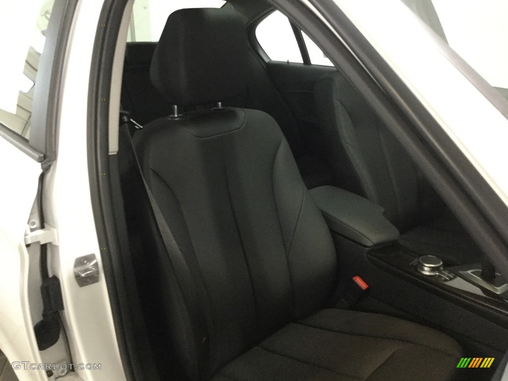 2018 3 Series 320i xDrive Sedan - Alpine White / Black photo #16