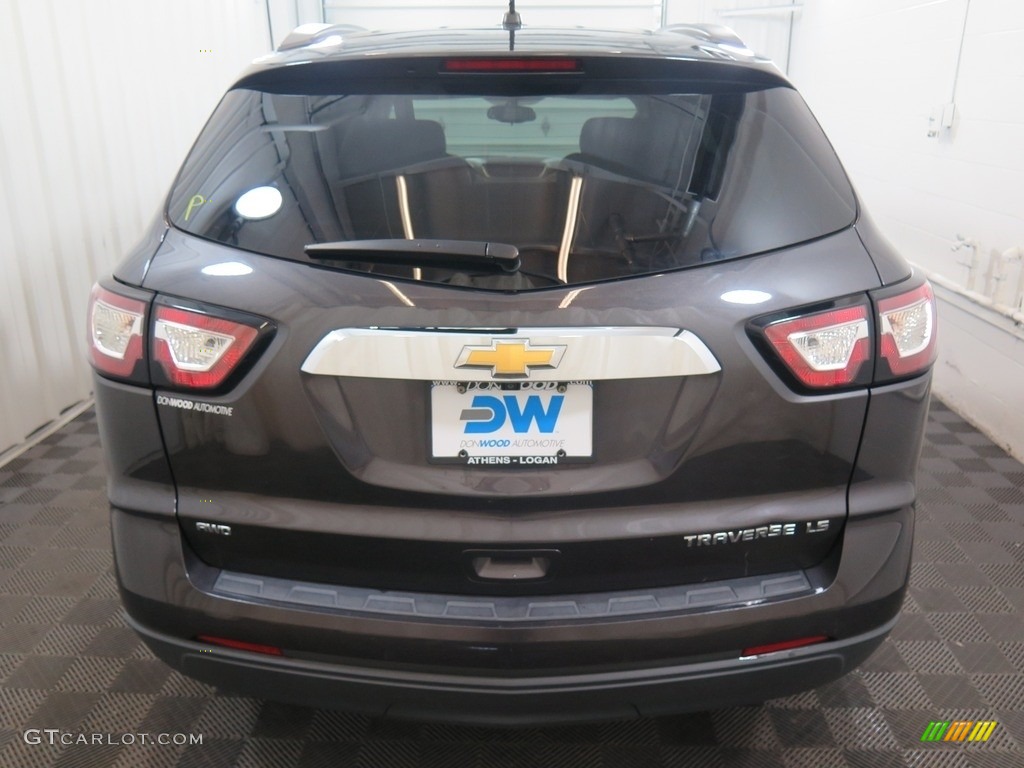 2014 Traverse LS AWD - Cyber Grey Metallic / Dark Titanium/Light Titanium photo #9