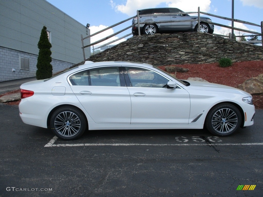 Mineral White Metallic 2018 BMW 5 Series 530e iPerfomance xDrive Sedan Exterior Photo #127064052