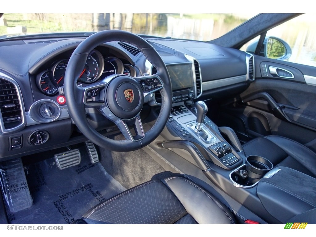 2018 Cayenne GTS - Rhodium Silver Metallic / Black photo #10